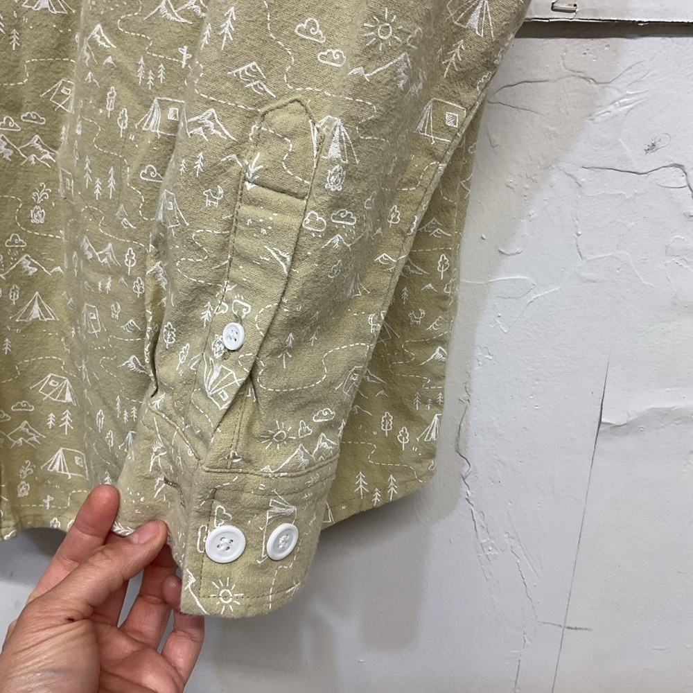Standard Issue 100% Cotton Flannel Camping Print button down Shirt Size XL - Picture 6 of 6